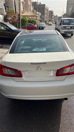 میتسوبیشی گلانت